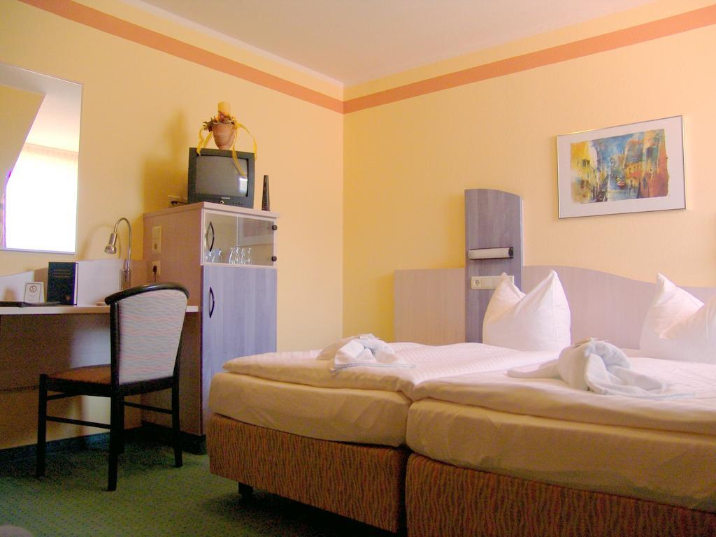 Oder-Hotel Schwedt Rum bild