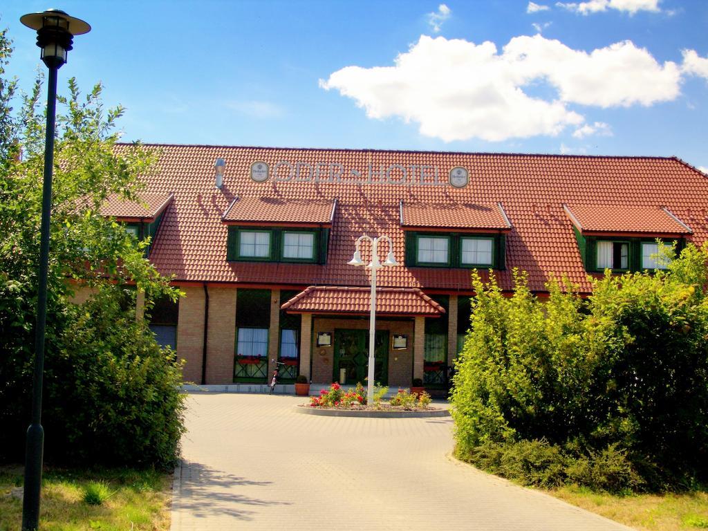 Oder-Hotel Schwedt Exteriör bild